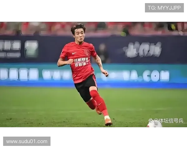 成都蓉城新赛季强势开局领跑中超